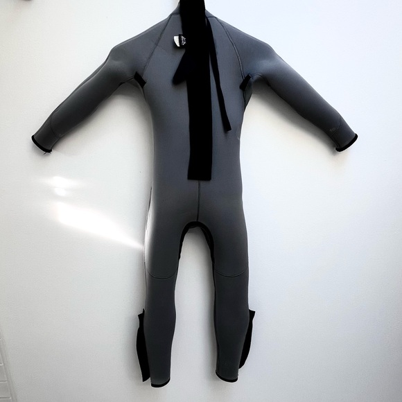 XCEL wetsuit - Picture 10 of 16